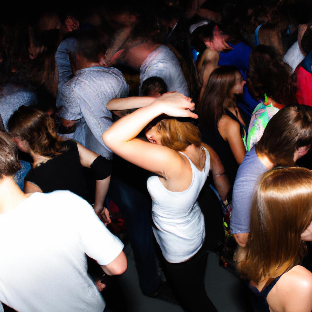 Dance Club Etiquette: Essential Rules for Nightclub Dancing